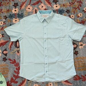 Nick graham everywhere • stretch modern button down